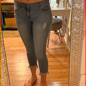 5/$25 Celebrity Pink ankle jeans